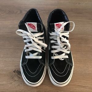 Vans - SK8-HI SHOE - Women 6.5